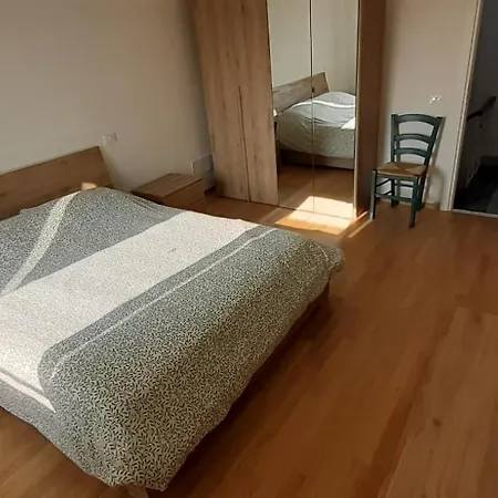 Hébergement de vacances La Casa Gialla Del Ristoro Agricolo *